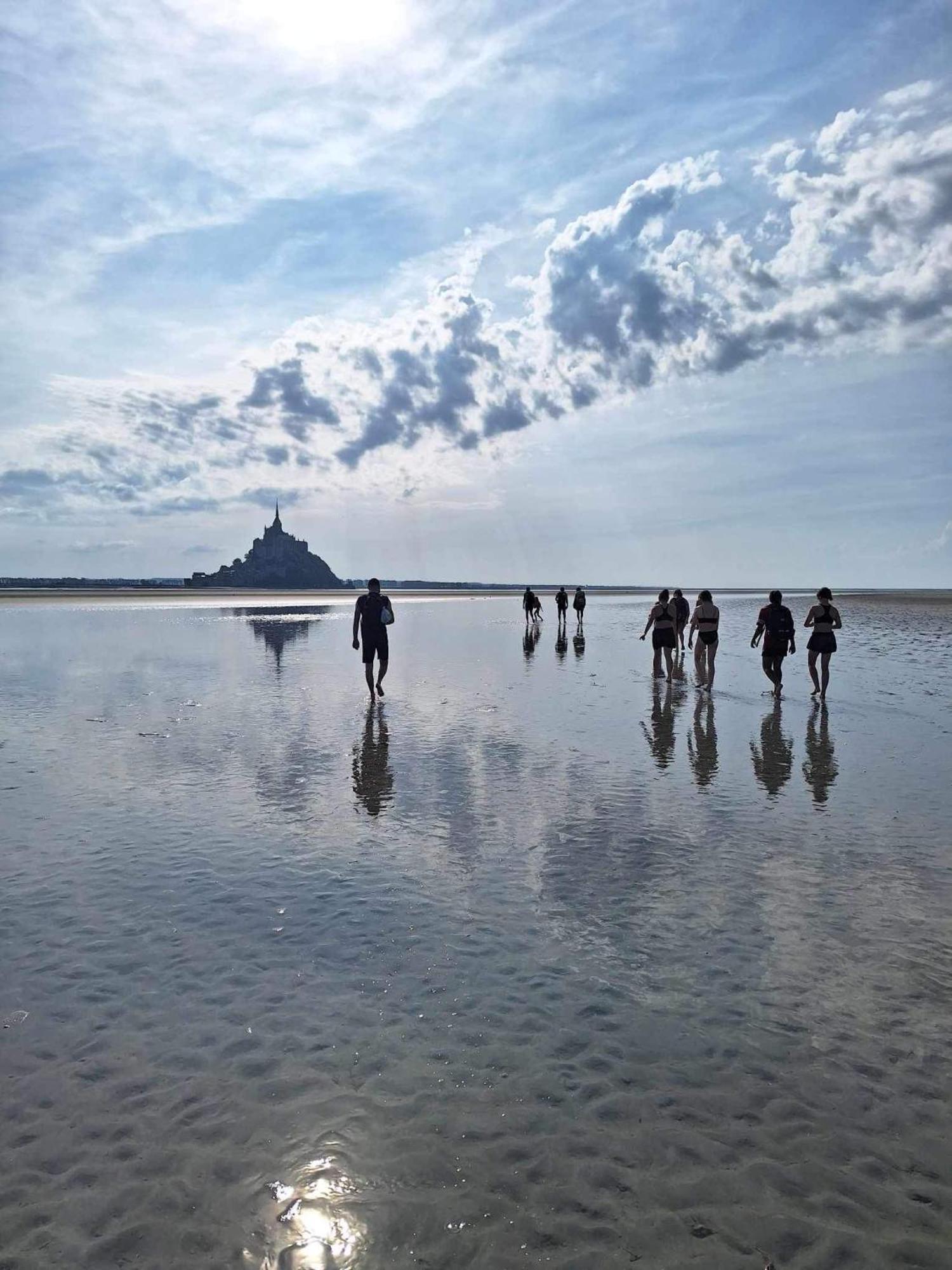 Sunset Family Guesthouse Mont Saint Michel Céaux Exteriér fotografie